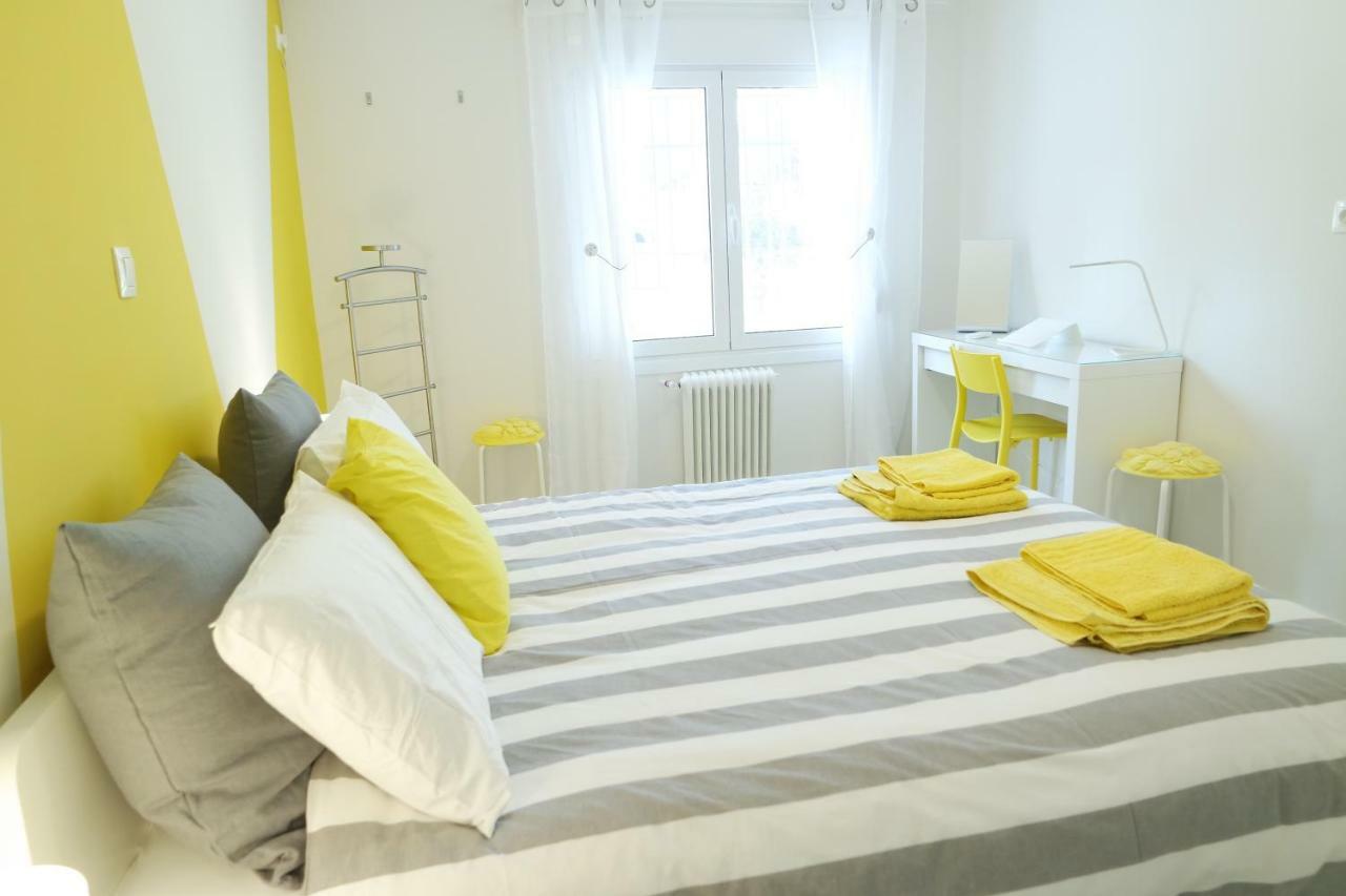 Design Apartment In The City Of Aten Exteriör bild