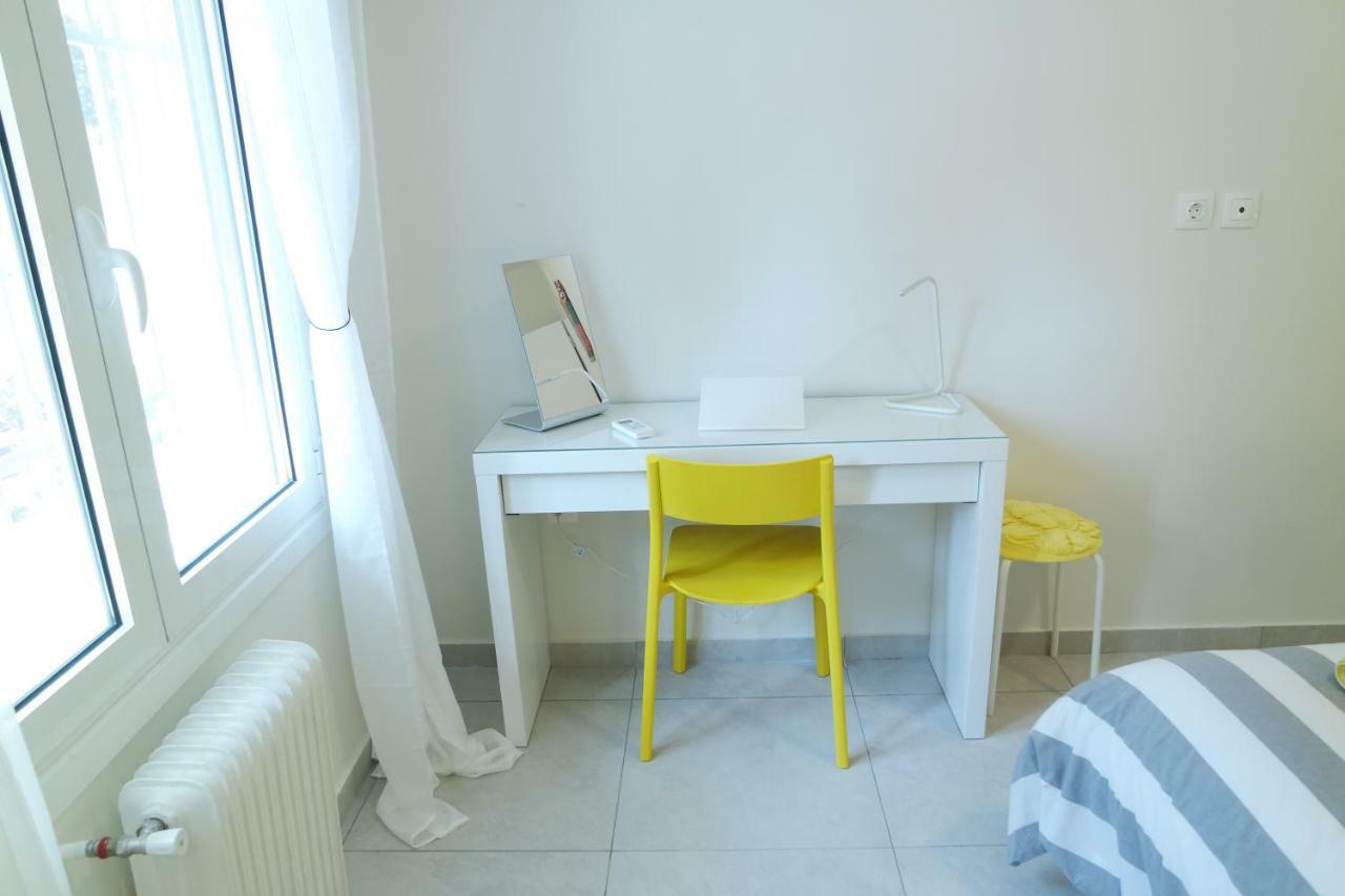 Design Apartment In The City Of Aten Exteriör bild